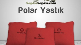 Kırmızı Polar Yastık